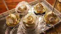 /album/fotogaleria-candy-bar/svadba-cupcake-minicake-minitorticka-candybar-cakepops-wedding-bratislava-6-jpg/